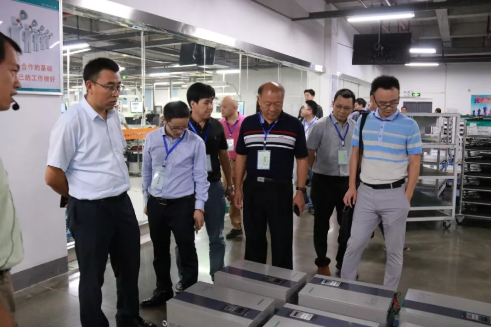 1537846204(1).jpg 1537846204(1).jpg