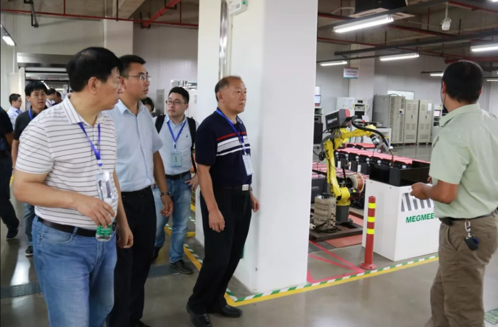 1537846245(1).jpg 1537846245(1).jpg