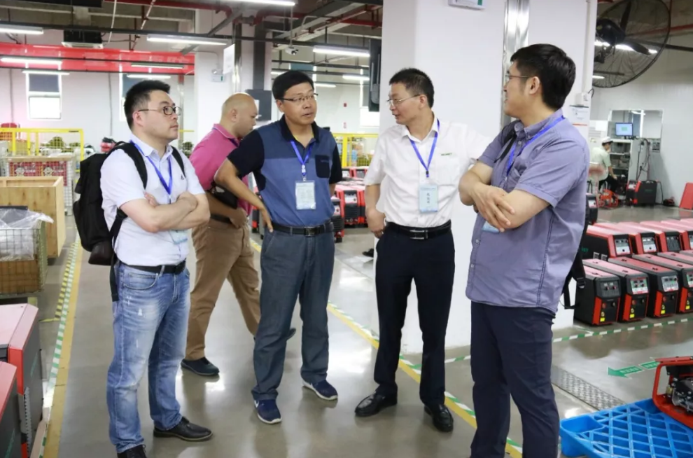 1537846282(1).jpg 1537846282(1).jpg